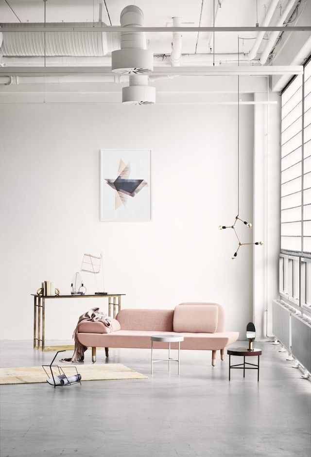 rose quartz sofa Rose quartz sofa in a modern room with gold accents.